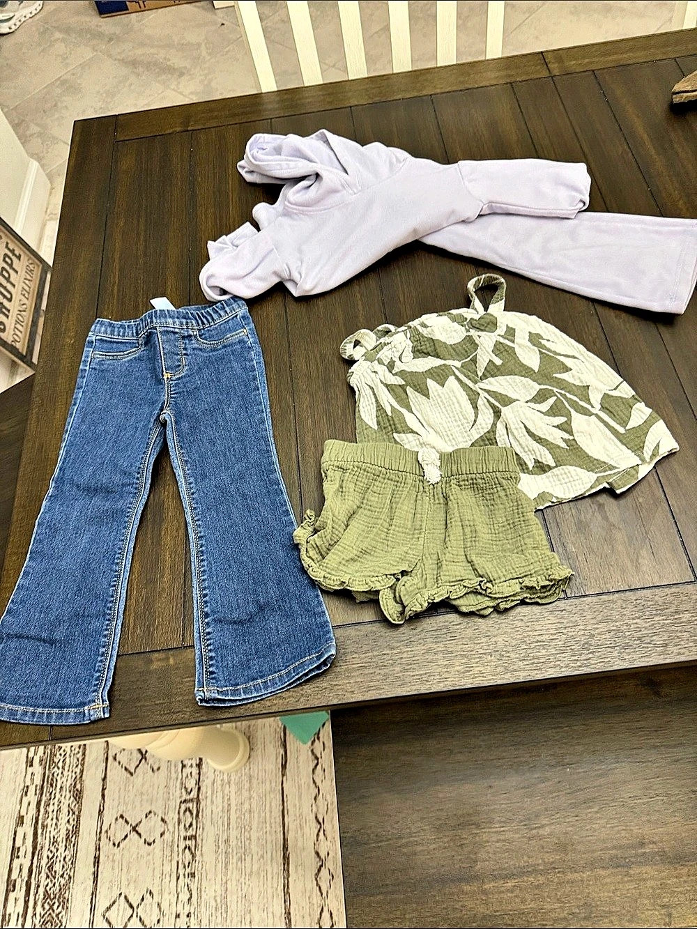 3t bundle. Flare jeans, green flower outfit, purple sweat set.